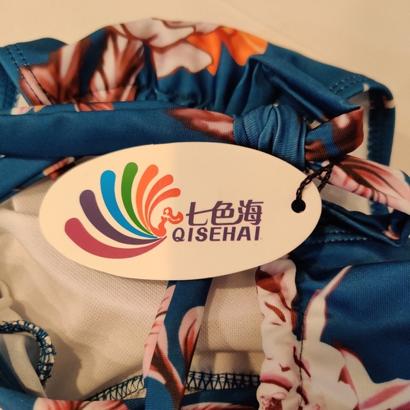 One Pieces Blue Floral Swimsuit New With Tag - Picture 9 of 11